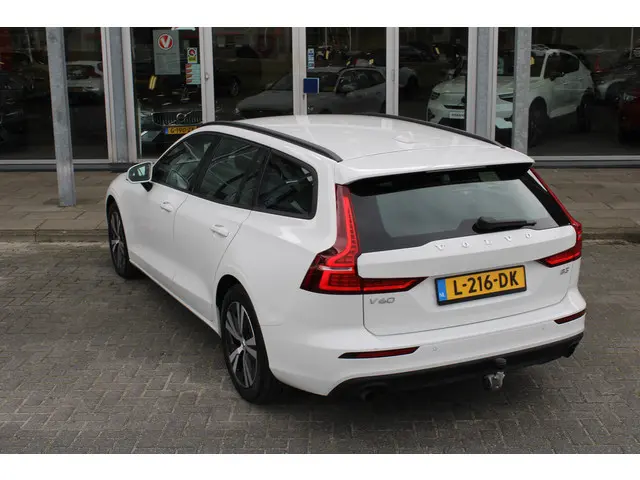 Volvo V60 B3 Automaat Momentum Advantage 2021 Benzine 59