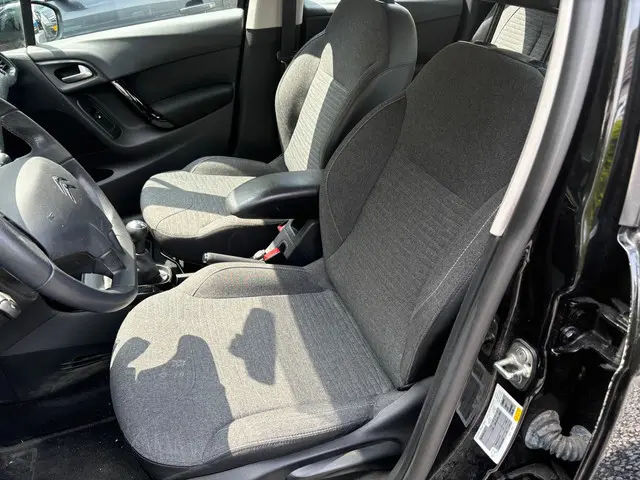 Citroën C3 1.2 PureTech Collection 2015 Benzine 4