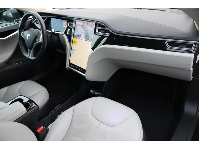 Tesla Model S 85 Base 2014 Elektrisch 11