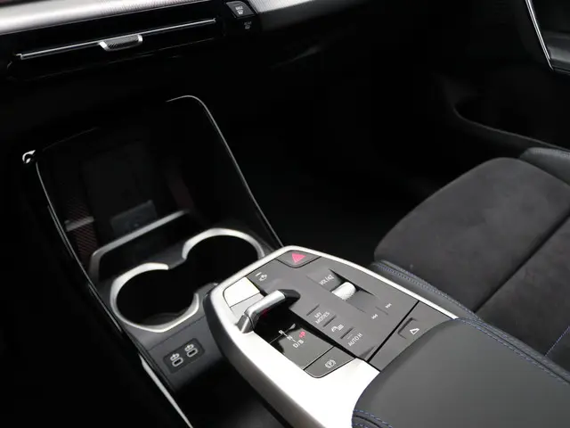 BMW iX2 eDrive20 2025 Elektrisch 18