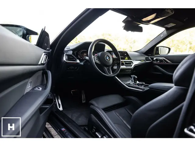 BMW M4 4-serie Coupé xDrive Competition 2021 Benzine 15