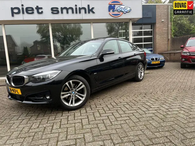 BMW 3 Serie GT 330i High Executive 2019 Benzine