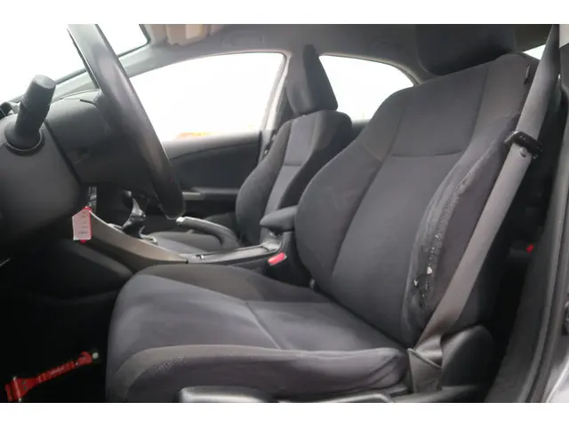 Honda Civic 1.8 Sport 2012 Benzine 4