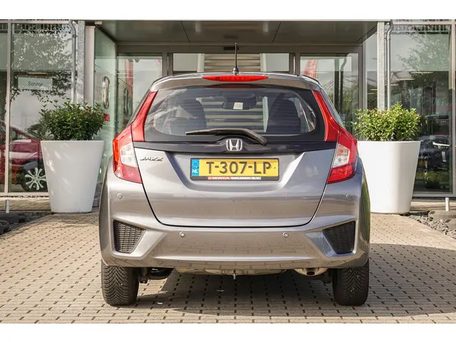 Honda Jazz 1.3i VTEC COMFORT 2018 Benzine 53