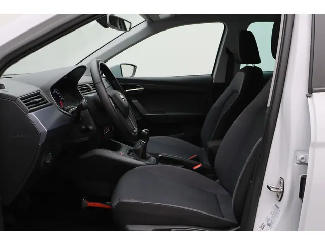 SEAT Arona 1.0 TSI Style Business Intense 2019 Benzine 10