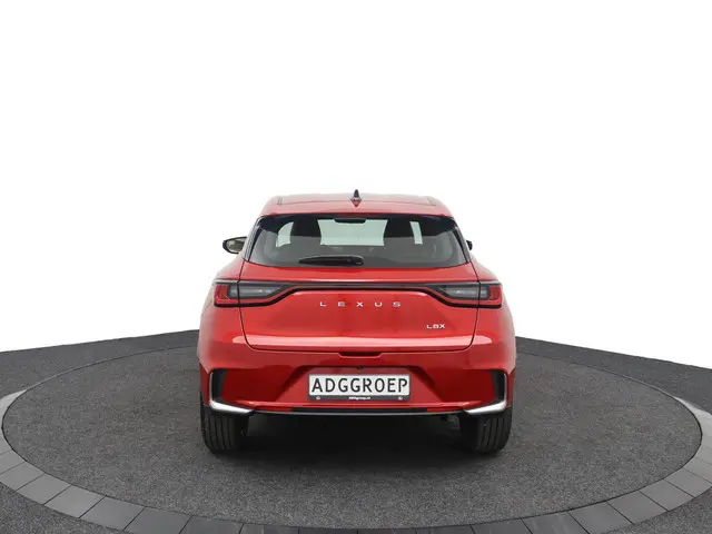 Lexus LBX Elegant 2WD 2025 Hybride Benzine 50