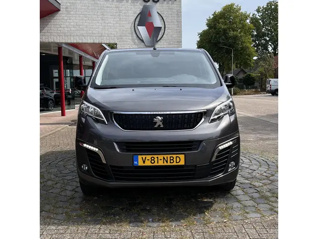 Peugeot Expert 2.0 BlueHDI 145 S&S 2023 Diesel 20