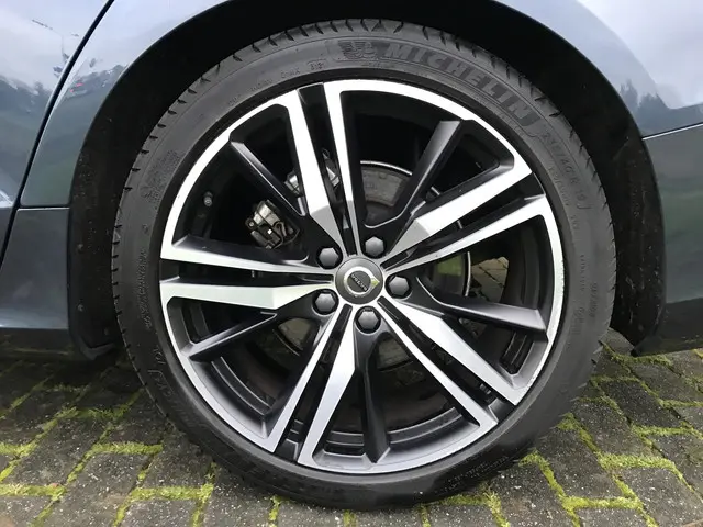 Volvo V60 2.0 B3 R-Design Automaat 2021 Benzine 10