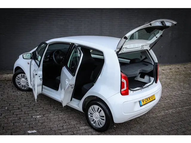 Volkswagen up! 1.0 move up! BlueMotion 2015 Benzine 13