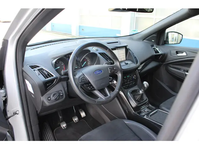 Ford Kuga 1.5 EcoBoost ST Line 2017 Benzine 8