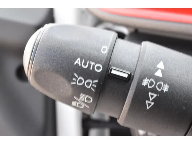 Citroën C3 PureTech 82 Shine 2018 Benzine 13