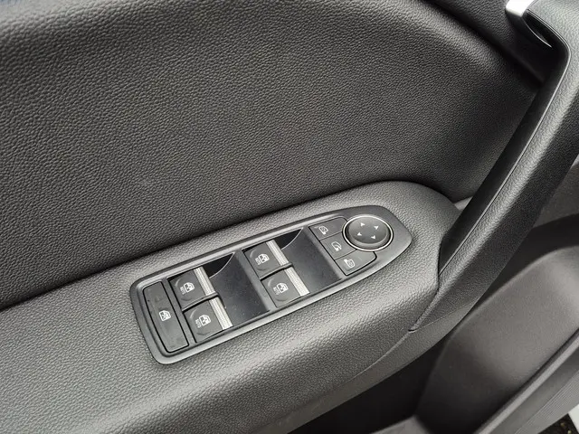 Mitsubishi Grandis 1.8 HEV Instyle 2025 Hybride Benzine 20