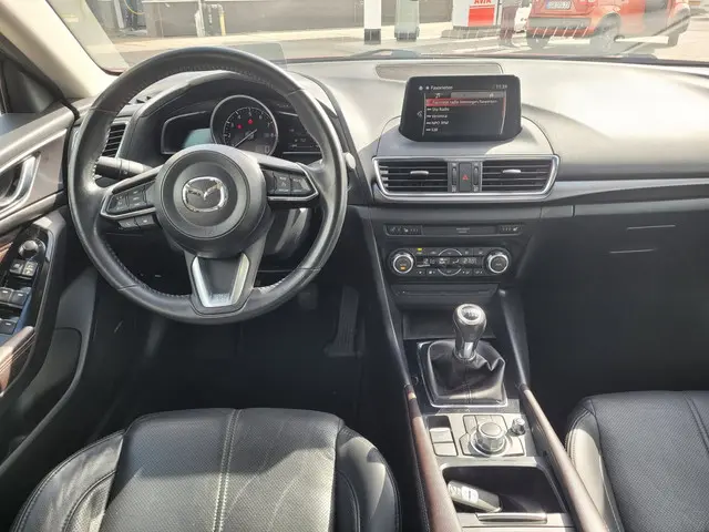 Mazda 3 2.0 SkyActiv-G 120 SkyLease 2017 Benzine 26