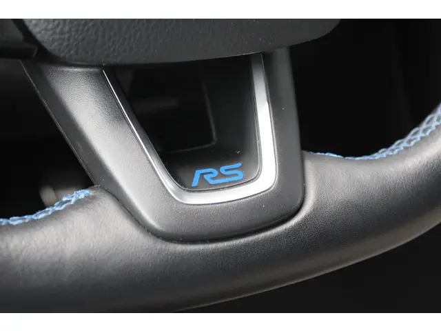 Ford Focus 2.3 RS 2018 Benzine 26