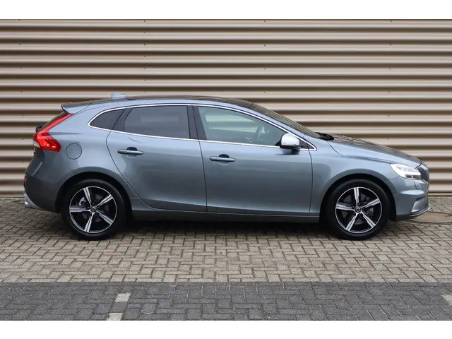 Volvo V40 1.5 T3 Polar+ Sport 2019 Benzine 7