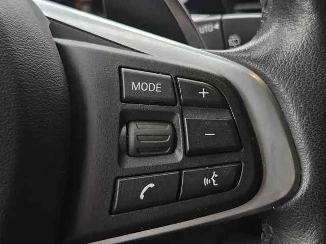 BMW X1 sDrive20i SPORTLINE 2018 Benzine 25