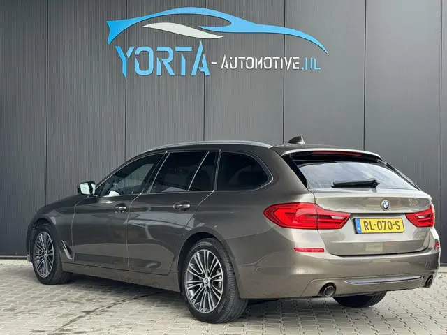 BMW 5 Serie Touring 520d High Executive 2018 Diesel 8