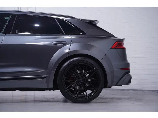 Audi Q8 55 TFSI quattro 2019 Benzine 33