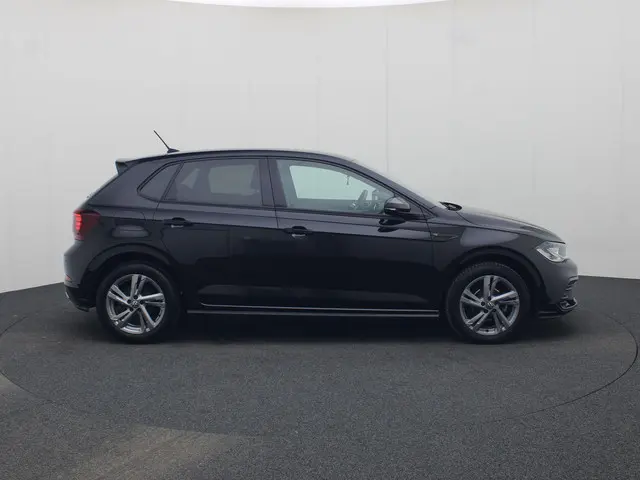 Volkswagen Polo 1.0TSI/95PK R-Line 2022 Benzine 3