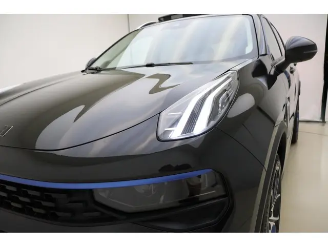 Lynk & Co 01 1.5 2023 Hybride Benzine 22