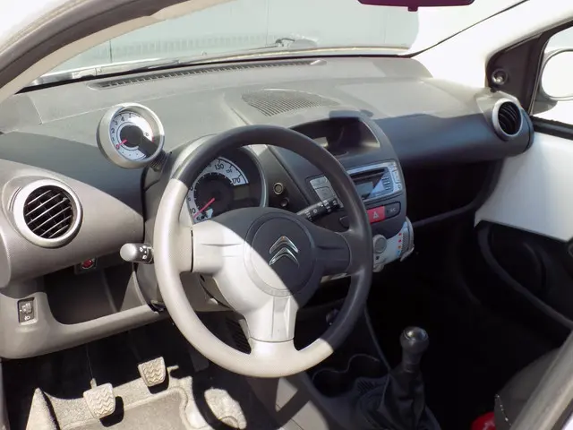Citroën C1 1.0 Collection Airco 2014 Benzine 11