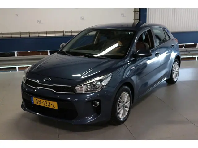 Kia Rio 1.0 TGDI Design Edition / NAVI / CAMERA ! ! ! 2018 Benzine 3