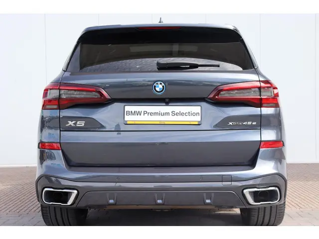 BMW X5 xDrive45e High Executive 2022 Hybride Benzine 7