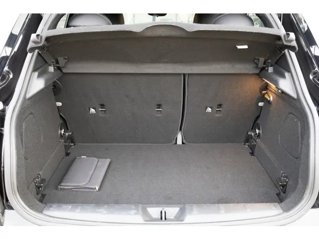 MINI One Mini 1.5 Business Edition 2020 Benzine 13