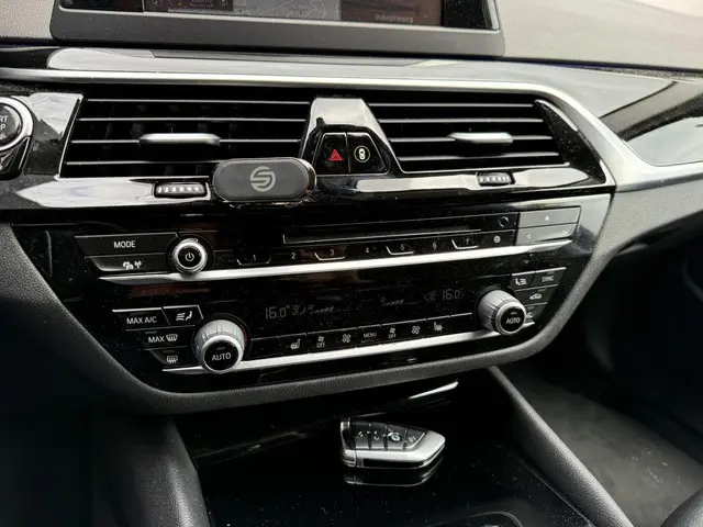 BMW 5 Serie 530i High Executive 2019 Benzine 14