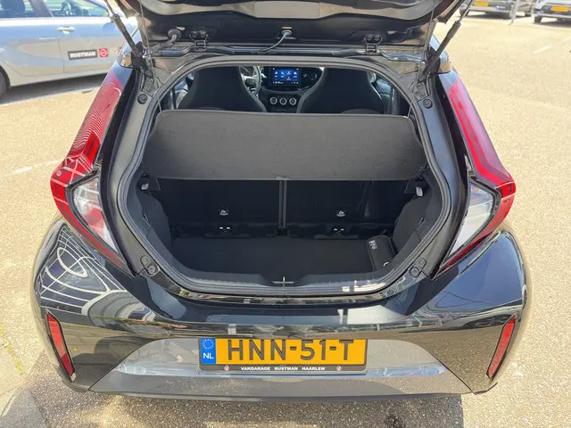Toyota Aygo X Automaat 1.0 VVT-i S-CVT Pulse 2024 Benzine 8