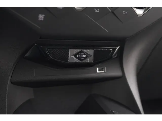 DS DS 3 Crossback PureTech 100 Montmartre 2022 Benzine 41