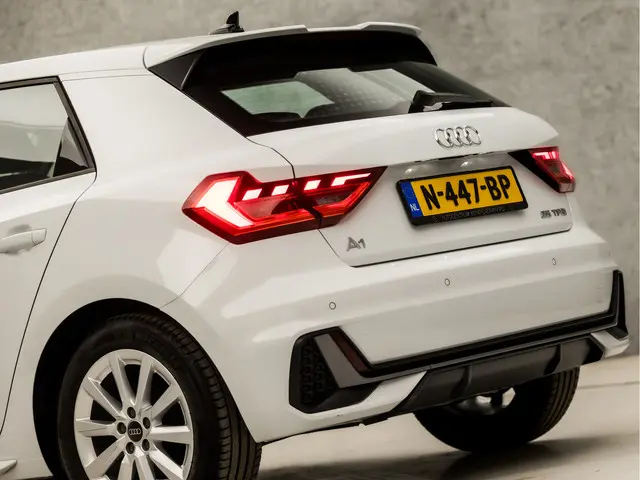 Audi A1 Sportback 25 TFSI S-Line Sport 2021 Benzine 13