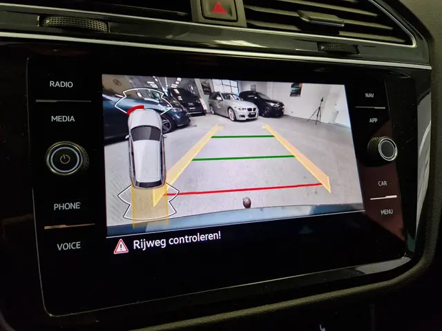 Volkswagen Tiguan 1.5 TSI Life Business 2021 Benzine 18