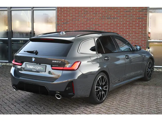 BMW 3 Serie Touring 320d M-Sport 2024 Diesel 42