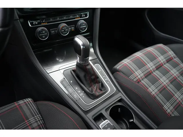 Volkswagen Golf 2.0 TSI GTI Performance 2014 Benzine 21