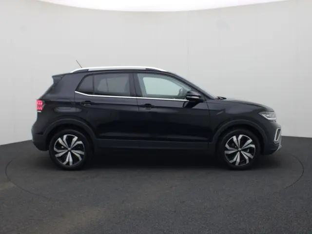 Volkswagen T-Cross 3