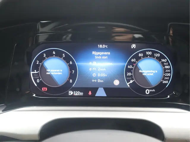 Volkswagen Golf 1.5 TSI Life Business 2020 Benzine 27