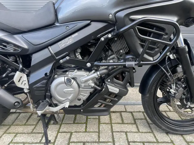 Suzuki V-Strom DL 650 Touring ABS 2014 Benzine 4