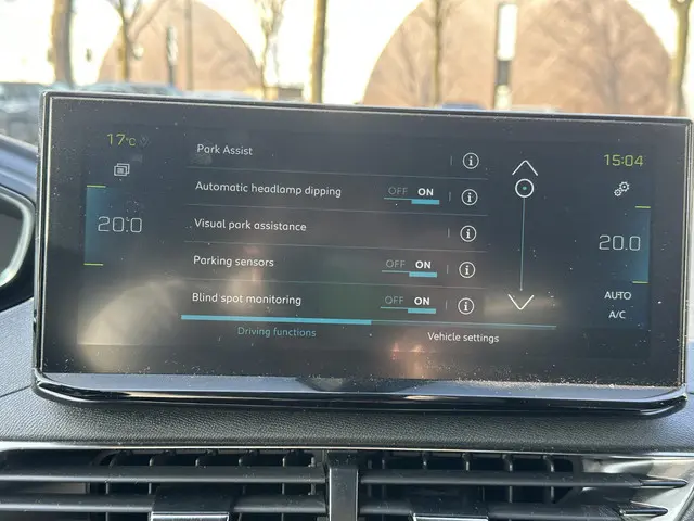 Peugeot 3008 1.6 HYbrid 225 GT 2023 Hybride Benzine 28