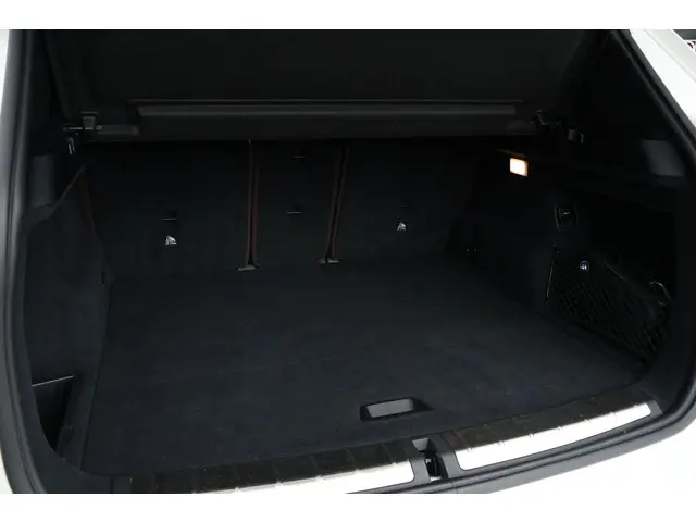 BMW X1 sDrive20i Centennial High Executive 2017 Benzine 31