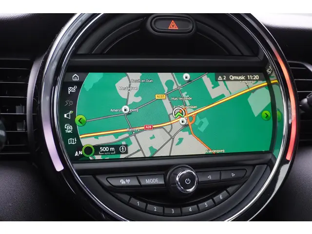 MINI 5-Deurs Cooper C 2019 Benzine 14