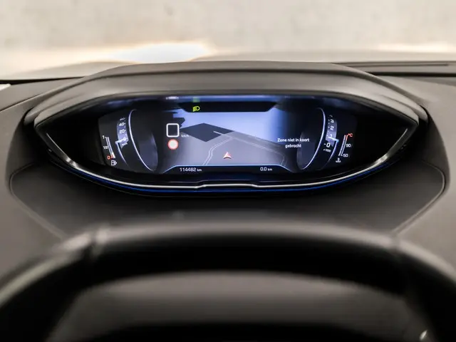 Peugeot 3008 1.2 PureTech Allure Sport 2020 Benzine 22