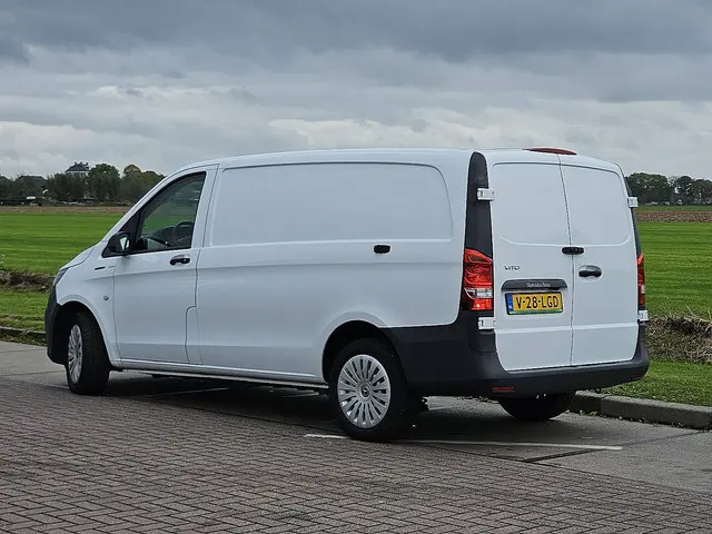 Mercedes-Benz eVito 112 2022 Elektrisch 6