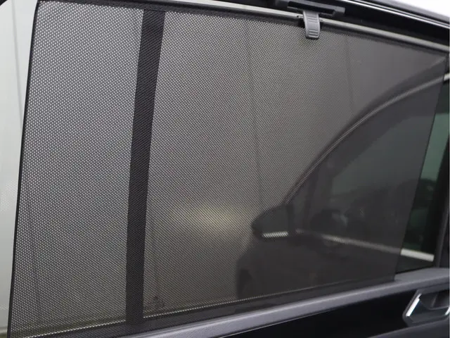 Volkswagen Touran 1.5 TSI Highline 7-zits 2023 Benzine 32