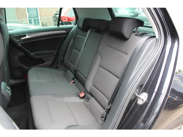 Volkswagen e-Golf E-DITION 2020 Elektrisch 12