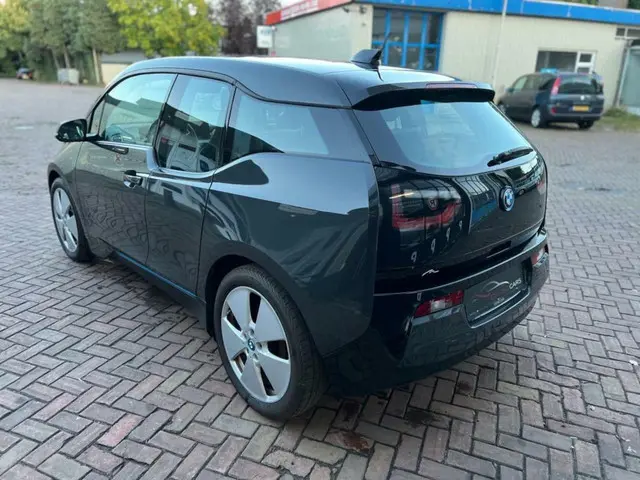 BMW i3 PANO SNELLADER LEER LED NAVI PRO 2015 Elektrisch 6