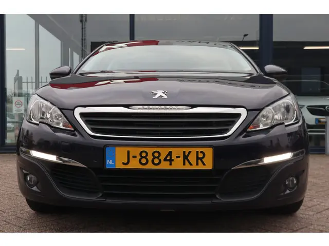 Peugeot 308 1.6 THP Active 2013 Benzine 11