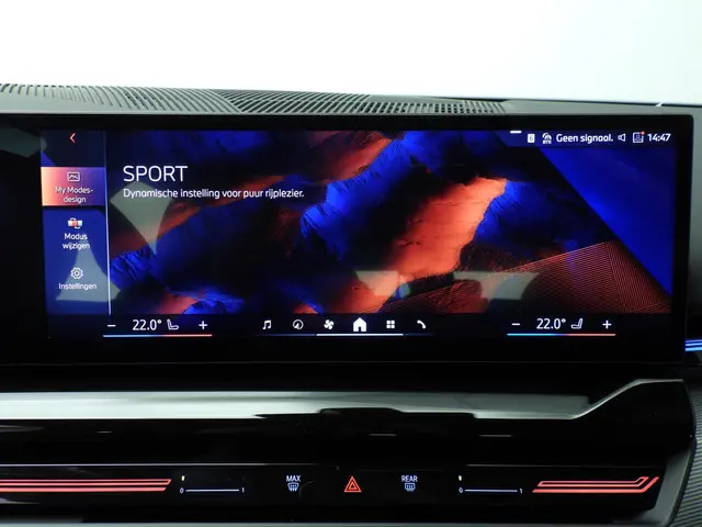 BMW 5 Serie Touring 530e 2024 Hybride Benzine 28