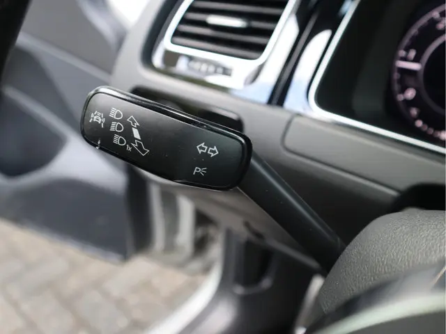 Volkswagen Golf 2.0 TDI GTD DSG 2018 Diesel 61
