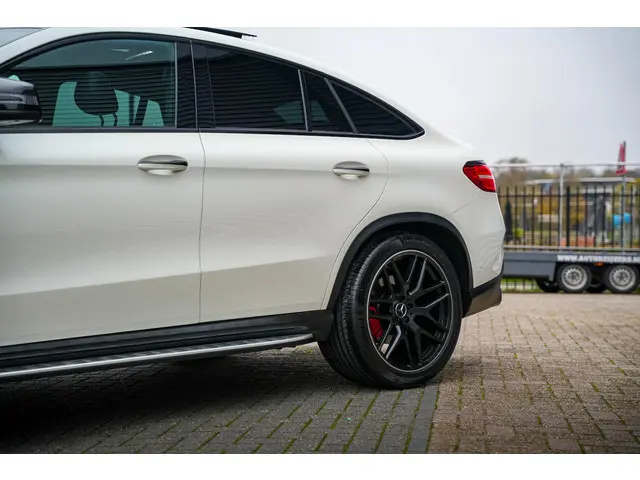 Mercedes-Benz GLE Coupé 43 AMG 4MATIC 2015 Benzine 34